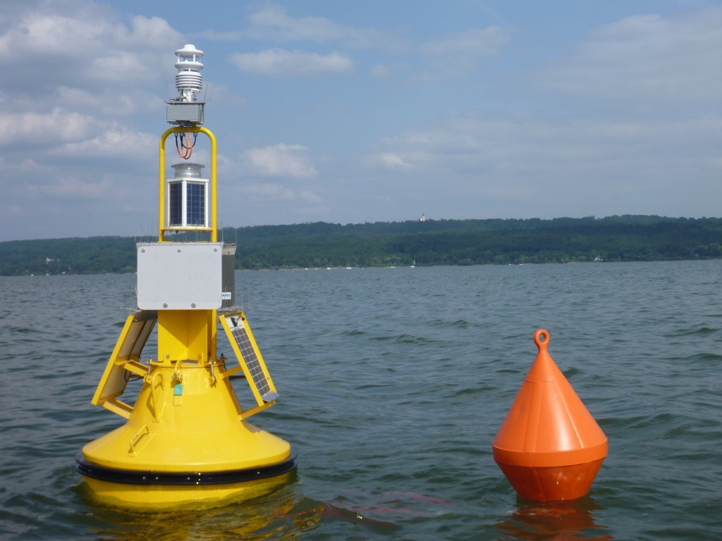Beacon buoys